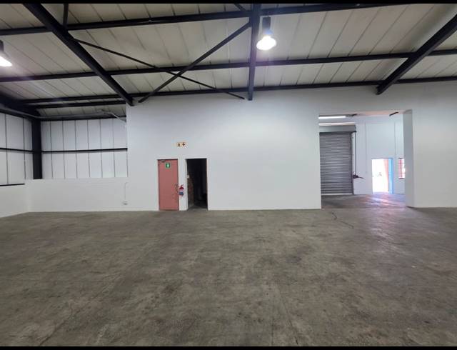 451M² WAREHOUSE TO LET IN MAITLAND